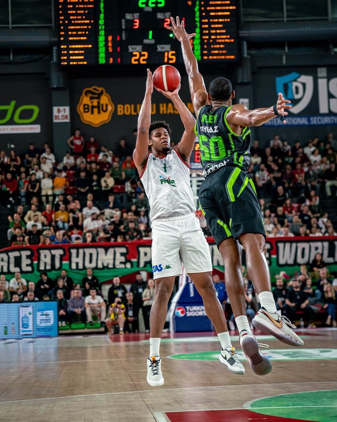 Karşıyaka Basketbol, Vernon Carey’nin dosyasını çözüme kavuşturdu
