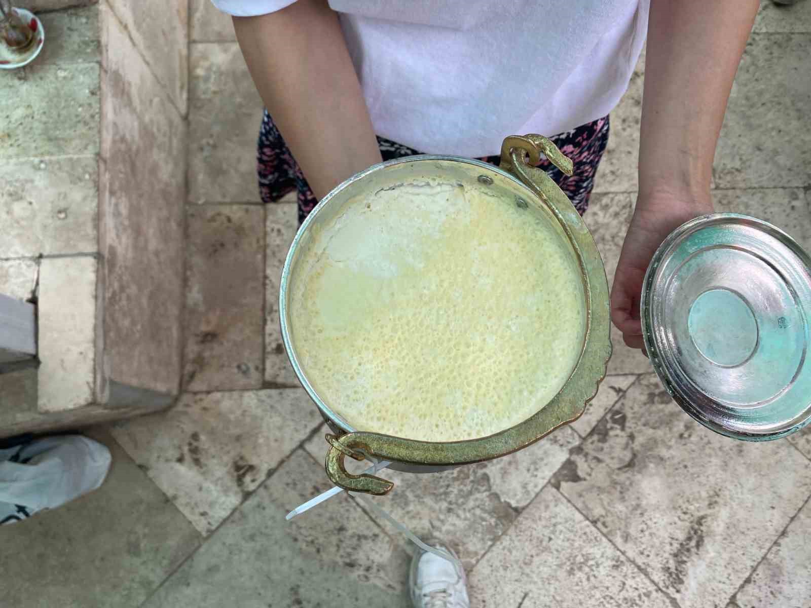 Yanık Kokulu Tavas Koyun Yoğurdu Türkiye ve dünya pazarına açılmak için yatırımcı bekliyor
