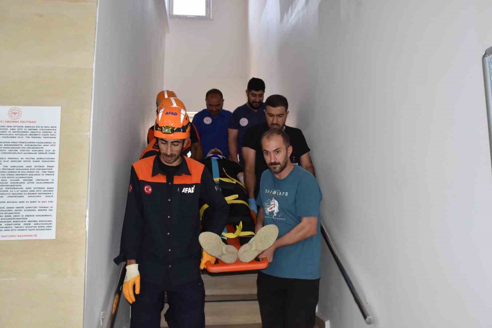 Bitlis Devlet Hastanesi’nde deprem tatbikatı yapıldı