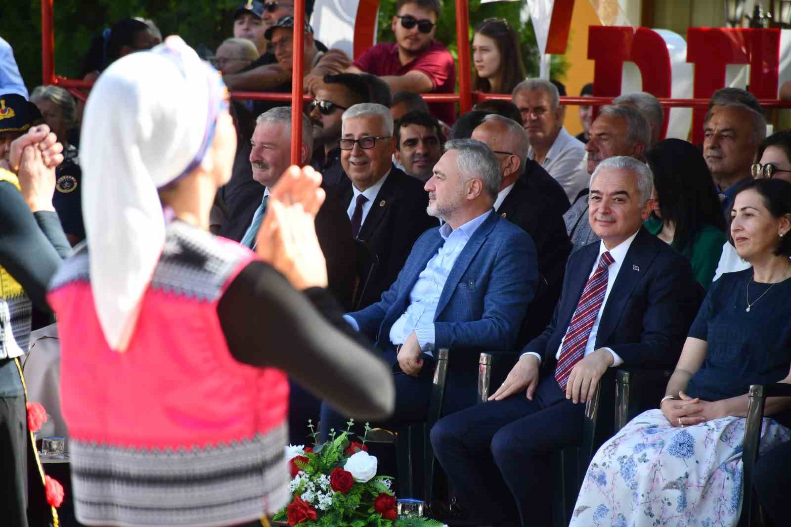 Pehlivanköy’de 116 yıllık gelenek: Pavli Panayırı törenle başladı