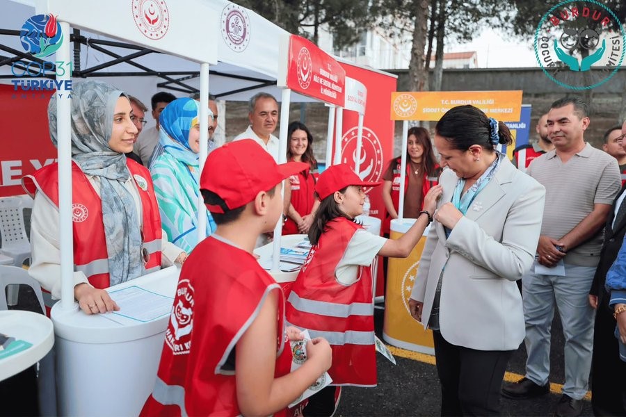 Bakan Göktaş: "COP31 sürecine çocuk hakları perspektifinden katkı sunmalarını destekliyoruz"