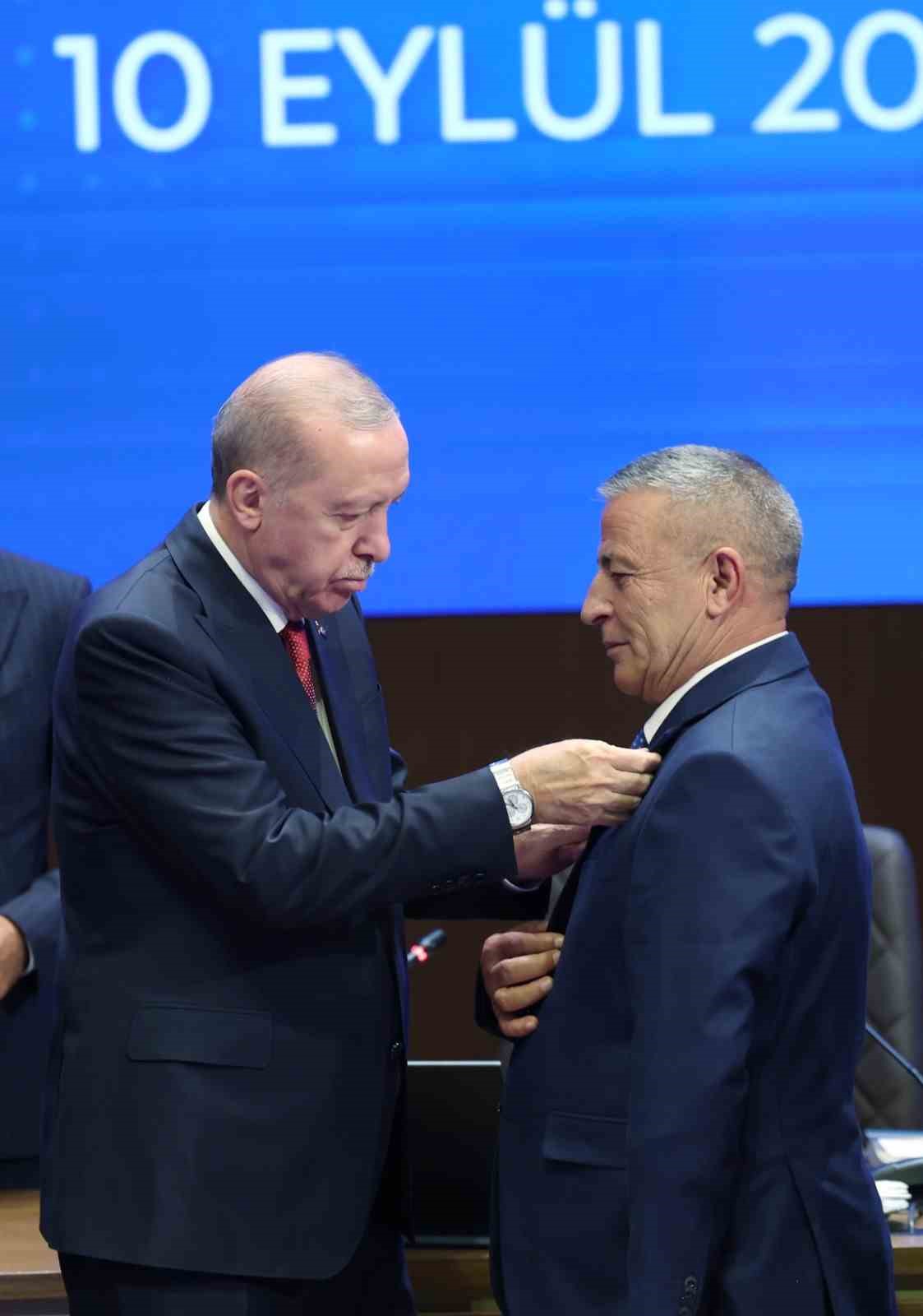 CHP’li Felahiye ve Akkışla Belediye Başkanları AK Parti’ye katıldı