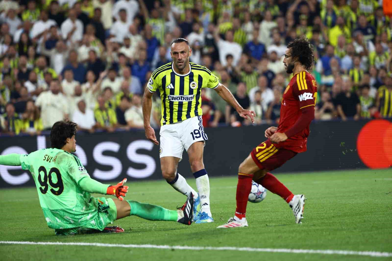 Fenerbahçe, Şampiyonlar Ligi’ne 1 puanla başladı