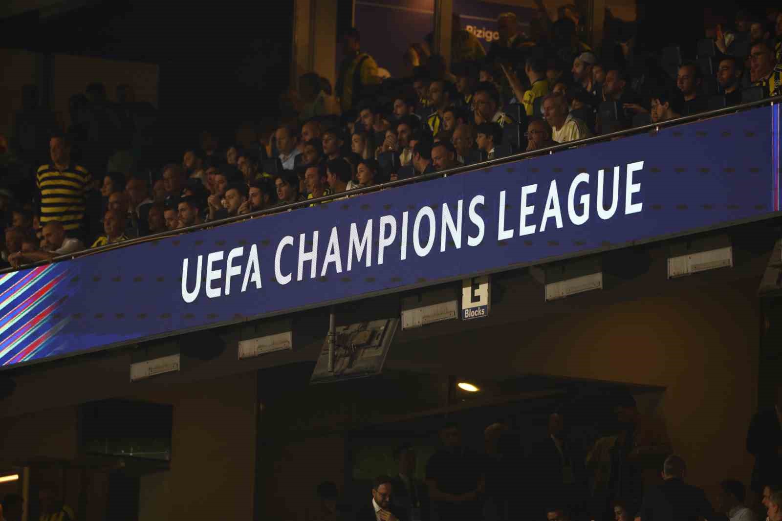 UEFA Şampiyonlar Ligi: Fenerbahçe: 1 - Roma: 1 (Maç sonucu)