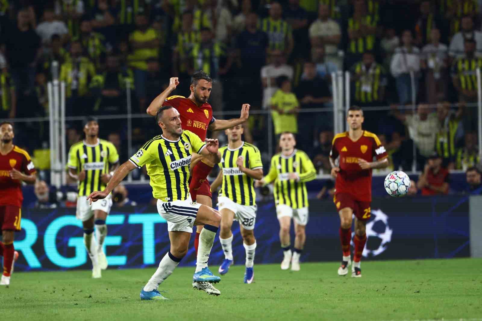 UEFA Şampiyonlar Ligi: Fenerbahçe: 1 - Roma: 1 (Maç sonucu)