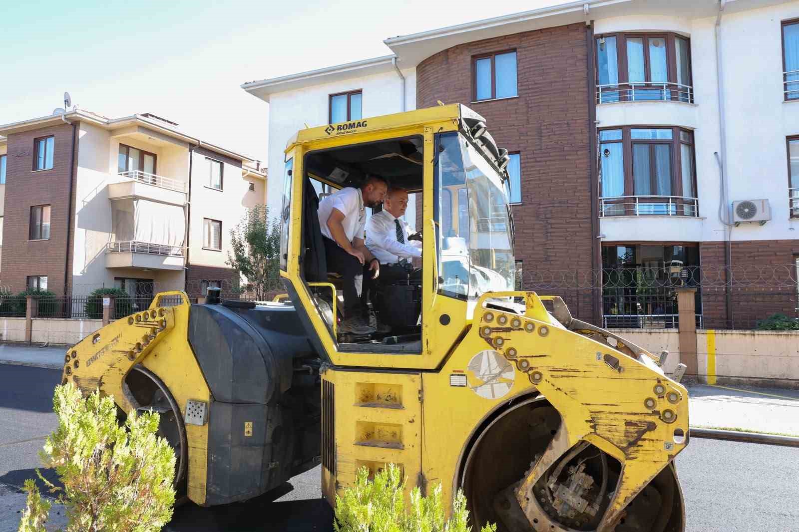 Başkan Özlü’den asfalt çalışmalarına yakın markaj