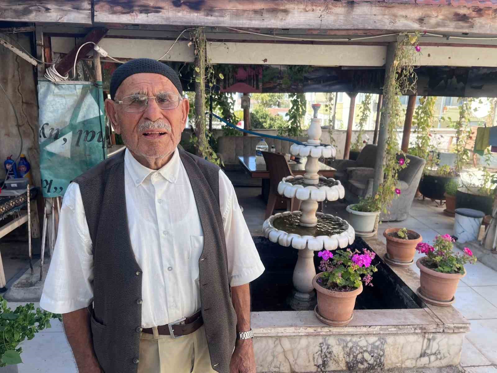 Bir asrı geride bıraktı, uzun yaşamın sırlarını anlattı