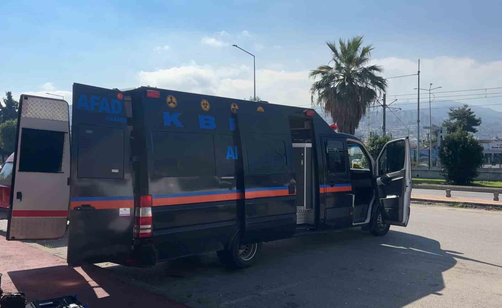 Ankara AFAD KBRN ekibi gaz çıkan alanda ölçüm yaptı