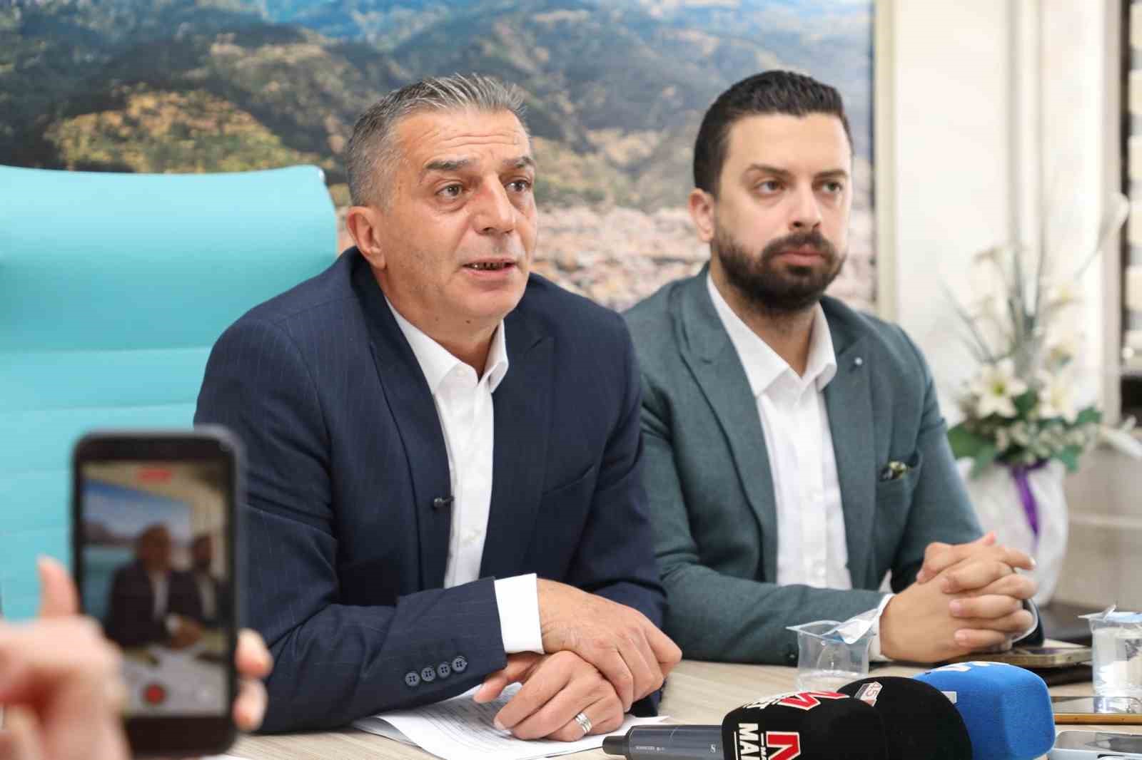 Başkan Şimşek üzüm fiyatlarını değerlendirdi