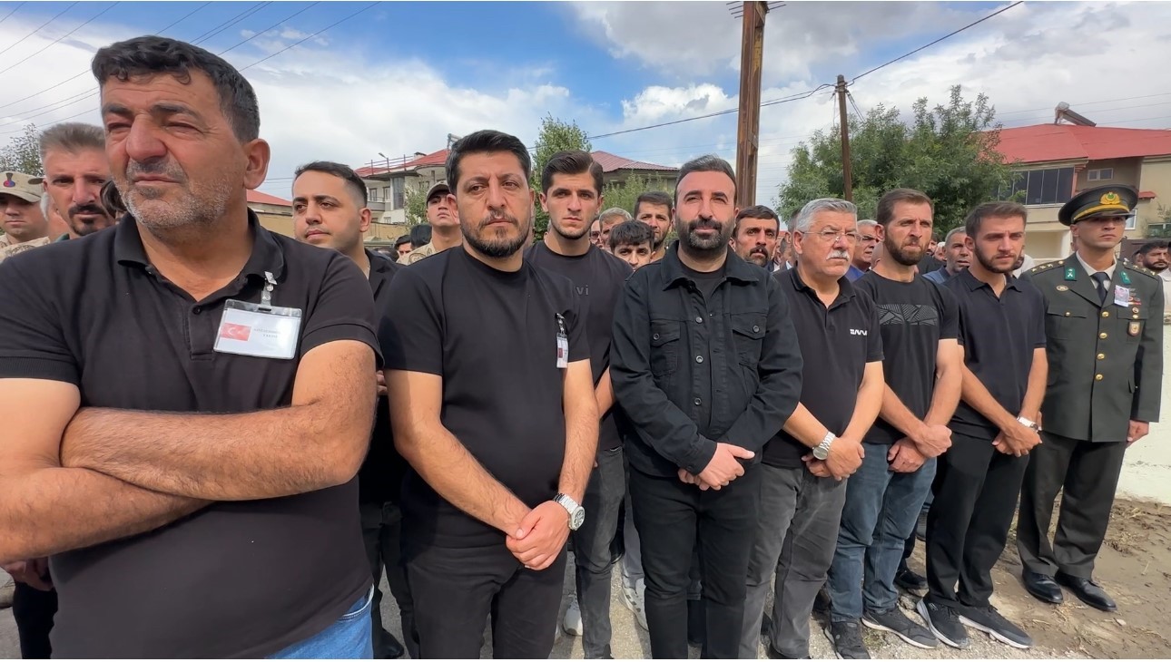 Yüksekova’nın şehidi gözyaşları arasında toprağa verildi