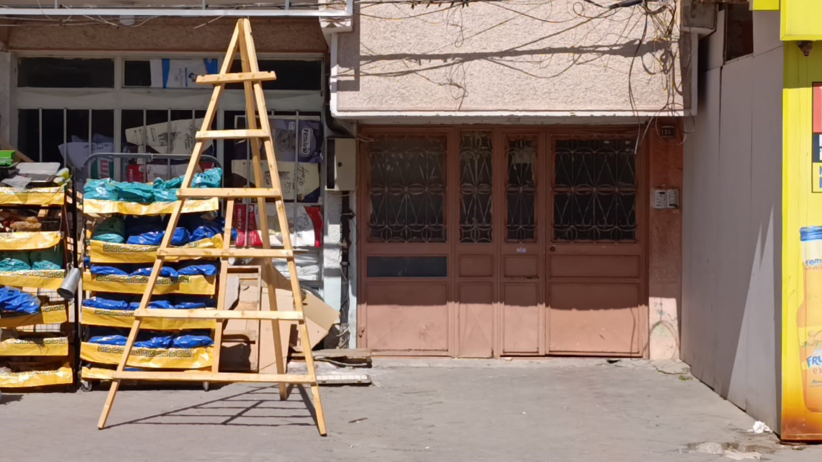 Doğalgaz borusundaki sızıntı paniğe sebep oldu: 6 katlı apartman tedbir amaçlı tahliye edildi