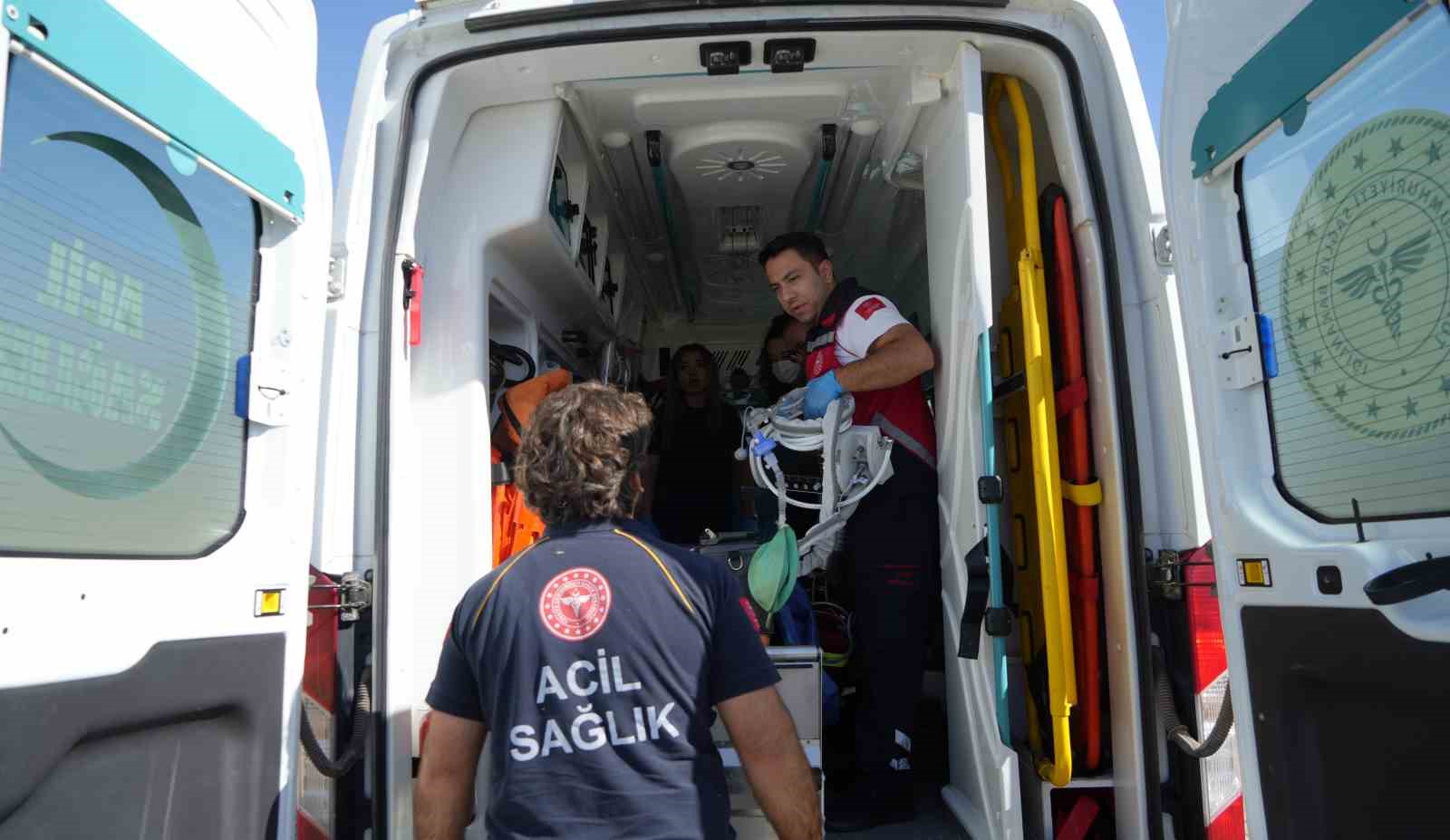 Sağlık durumları ağırlaşan 2 çocuk, hava ambulansıyla Ankara’ya sevk edildi