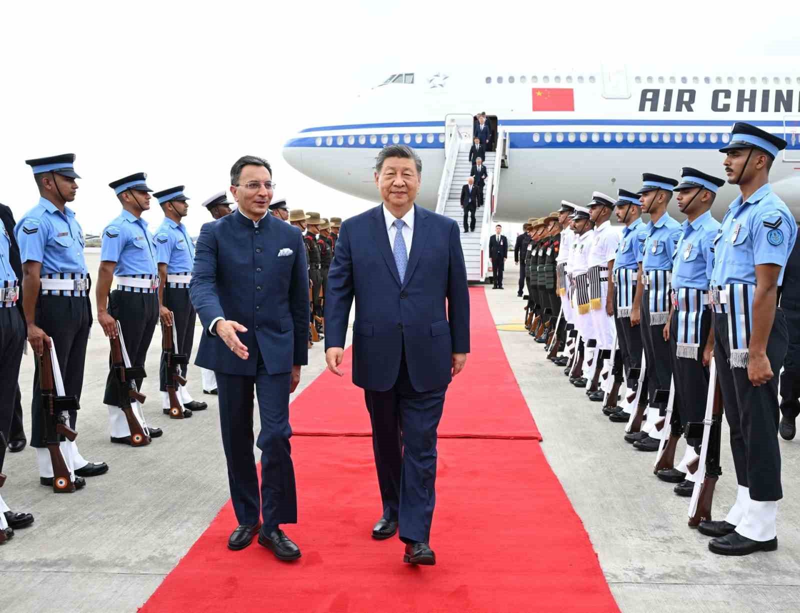 Çin: "Orta Doğu ve Körfez’de barışın sağlanmasında BRICS ile birlikte üzerimize düşen rolü oynamaya hazırız"