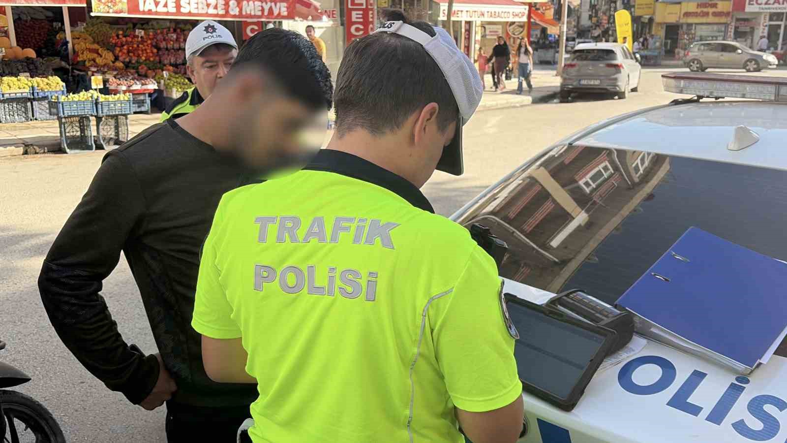 Elazığ’da motosiklet sürücülerine sıkı denetim