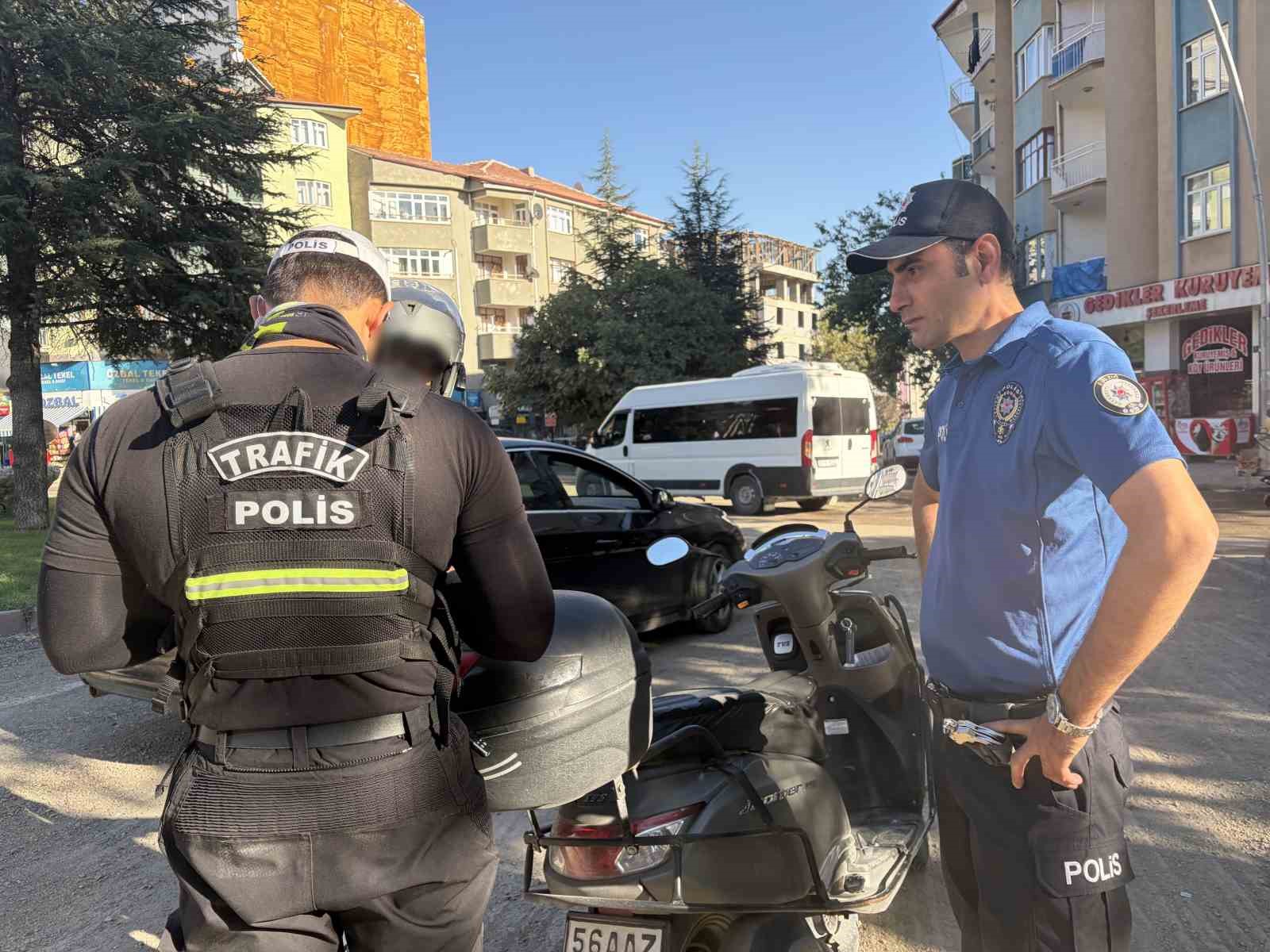 Elazığ’da motosiklet sürücülerine sıkı denetim