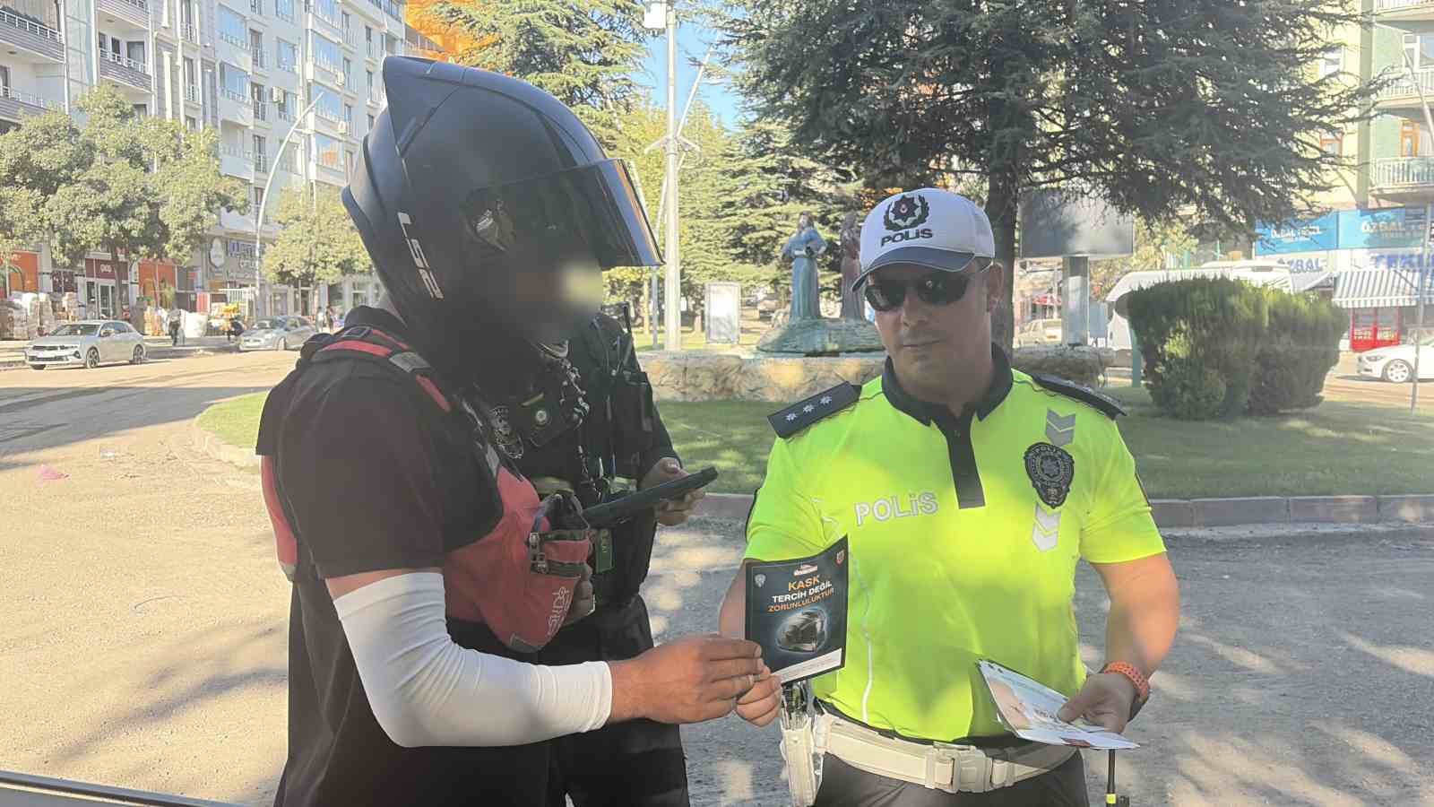Elazığ’da motosiklet sürücülerine sıkı denetim