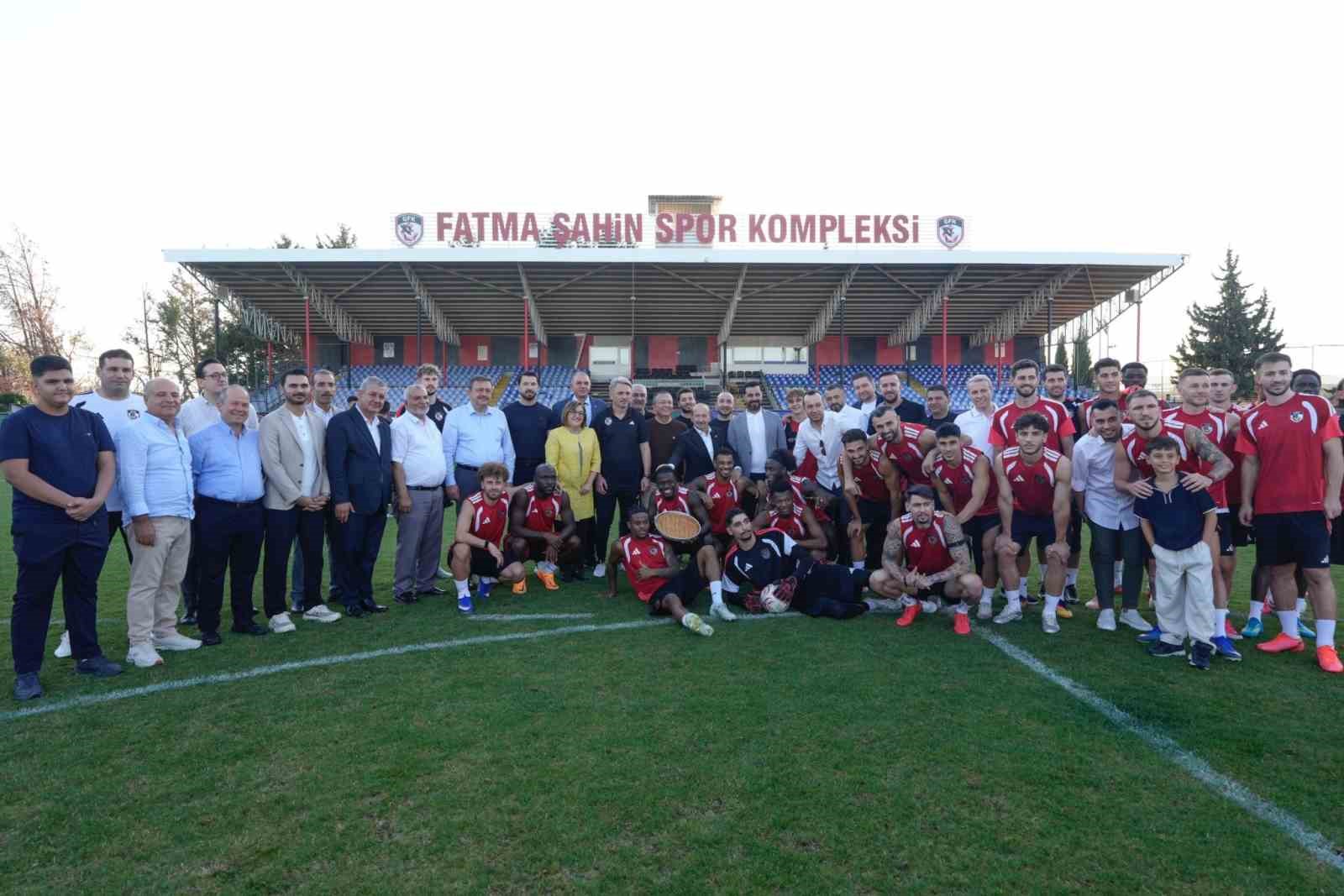 Gaziantep protokolünden, Gaziantep FK’ya moral ziyareti