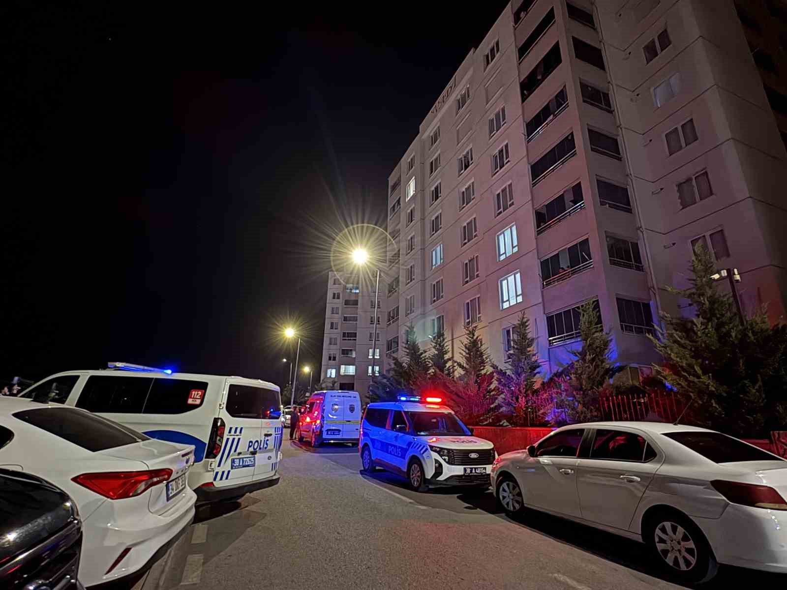 Kayseri’de tabancayla kafasına ateş eden şahıs hayatını kaybetti