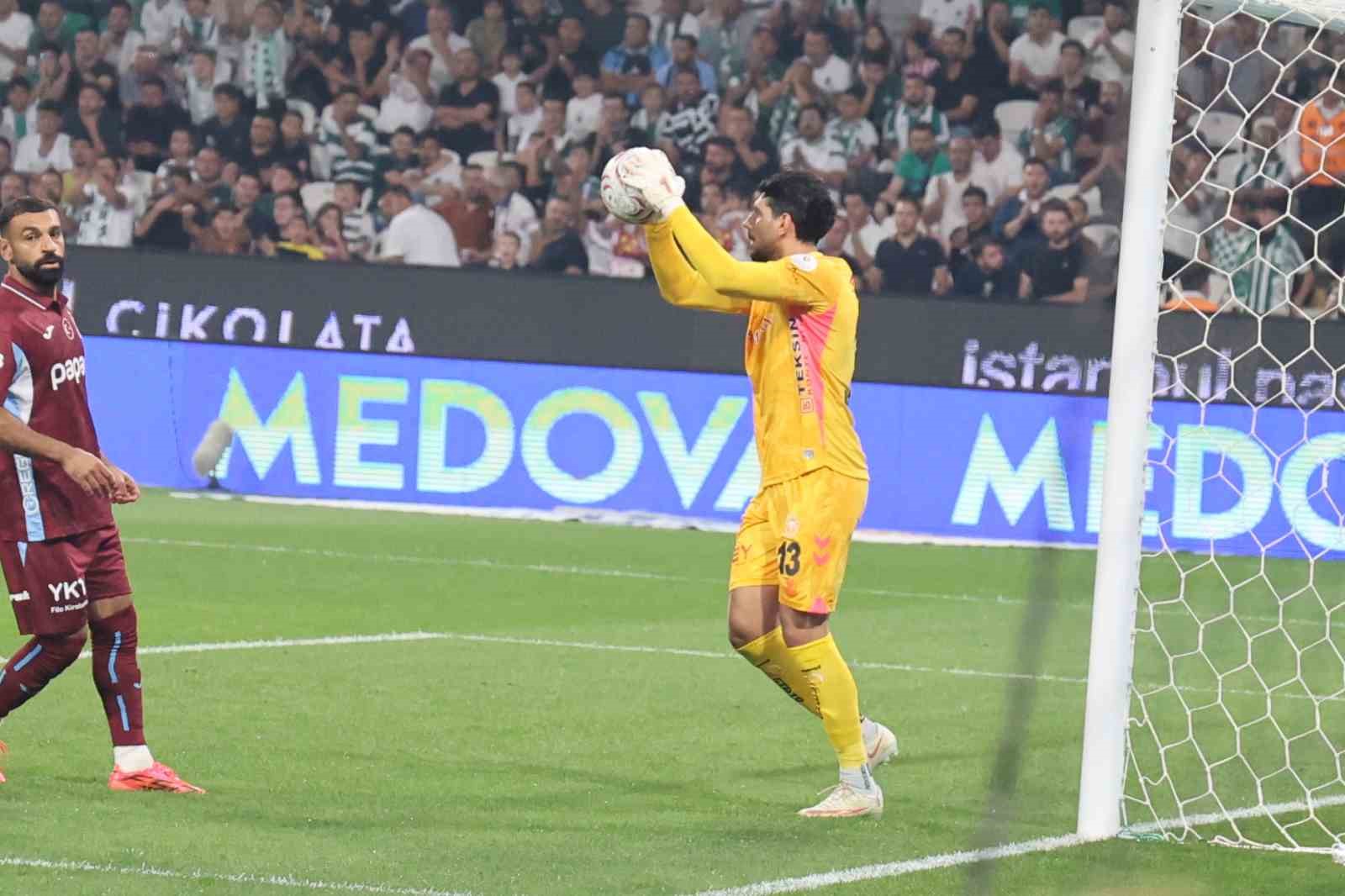 Trendyol Süper Lig: Konyaspor: 1 - Trabzonspor: 0 (Maç sonucu)
