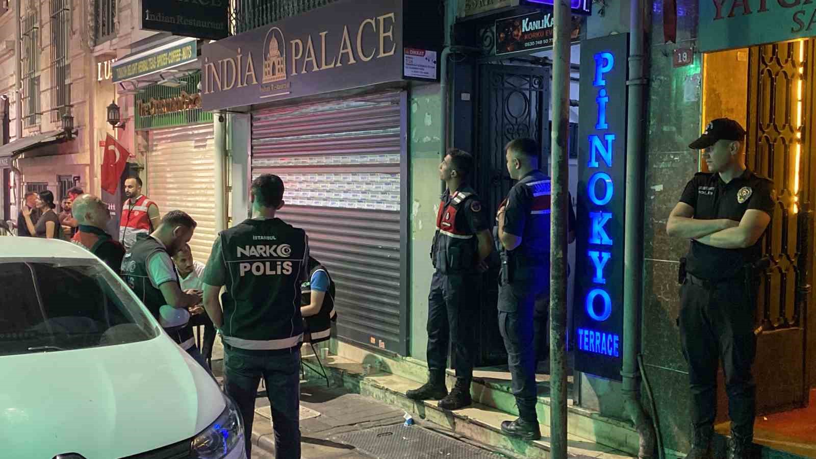 İstanbul’da ‘Ailem Güvende’ operasyonu: Çok sayıda mekana baskın yapıldı