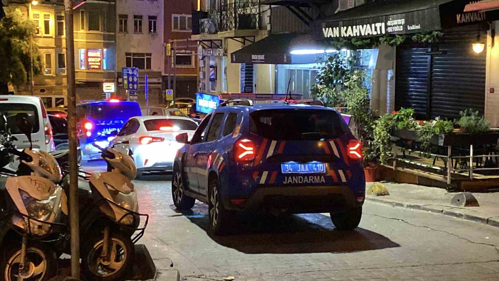 İstanbul’da ‘Ailem Güvende’ operasyonu: Çok sayıda mekana baskın yapıldı