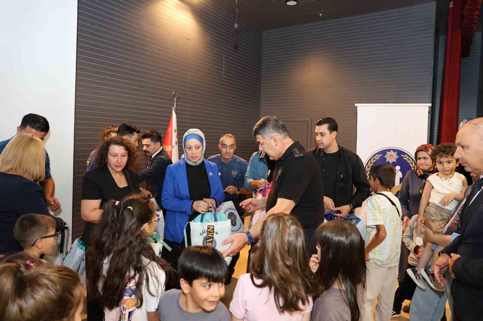 Eğitime destek geleceğe umut buluşması
