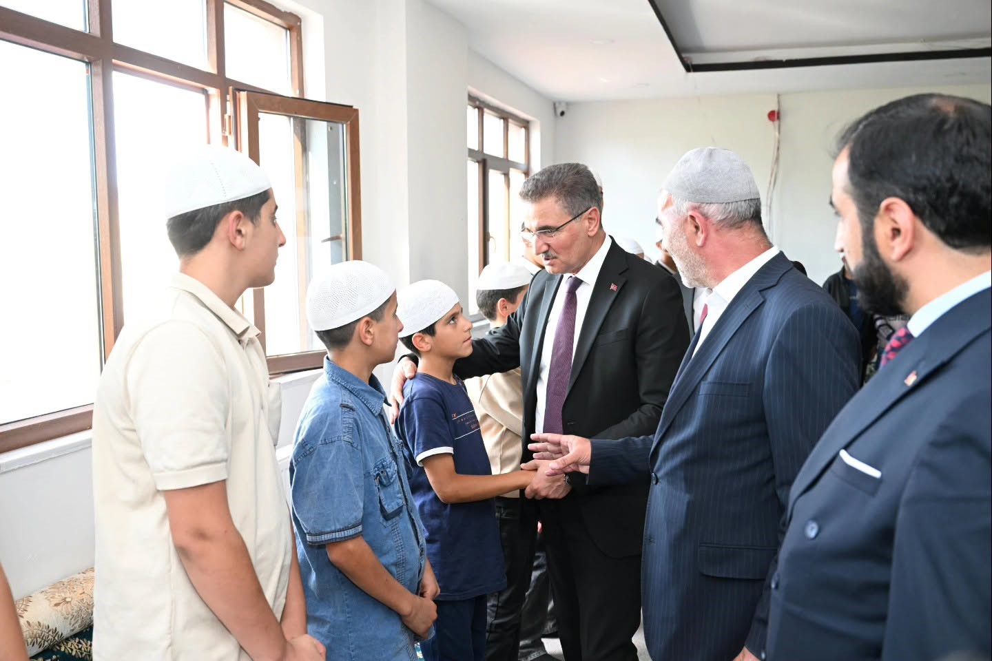 Vali Baruş’tan eğitimin aksamaması talimatı
