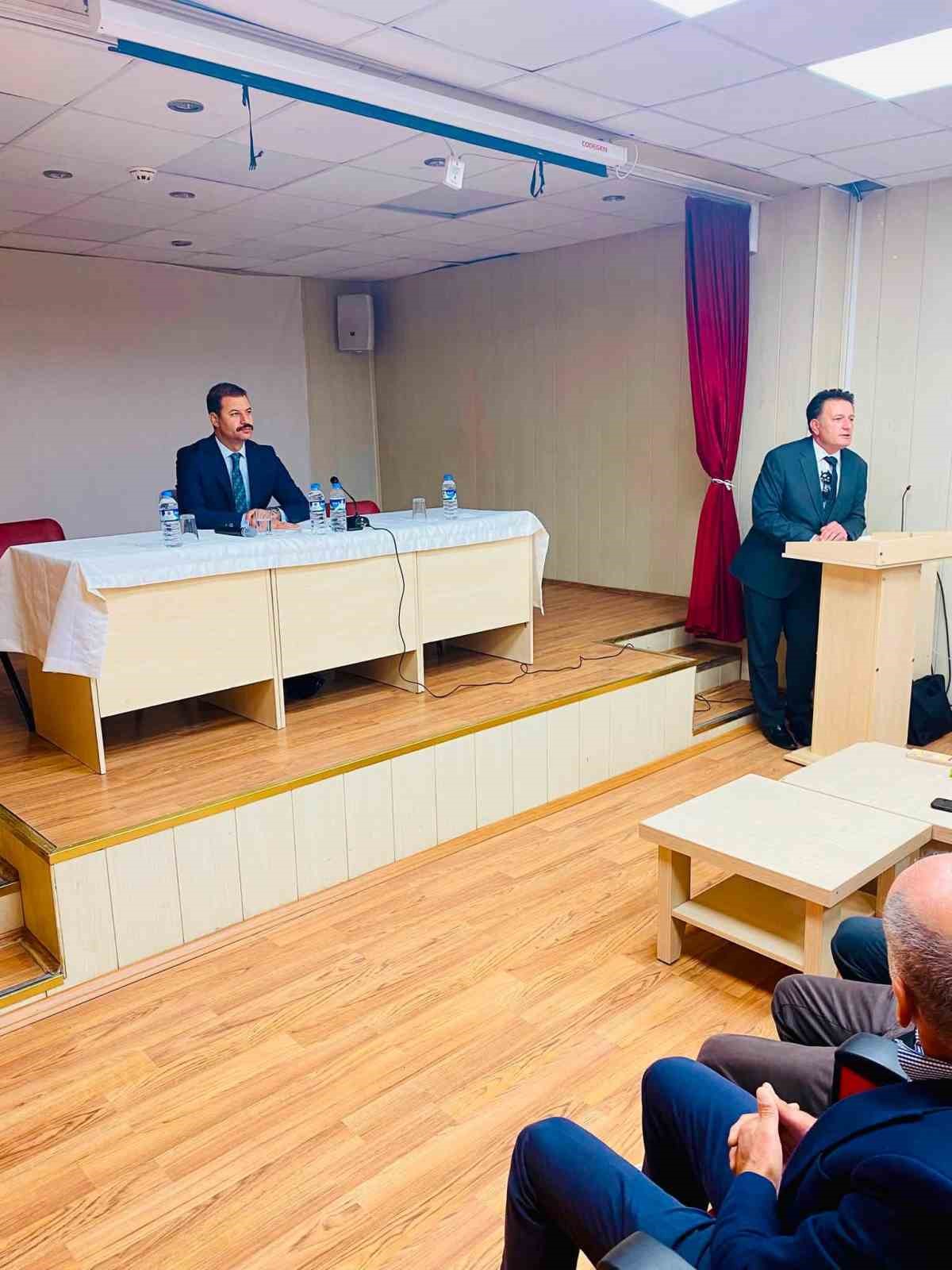 Posof’ta 2026-2027 Eğitim-Öğretim yılı hazırlık toplantısı gerçekleştirildi