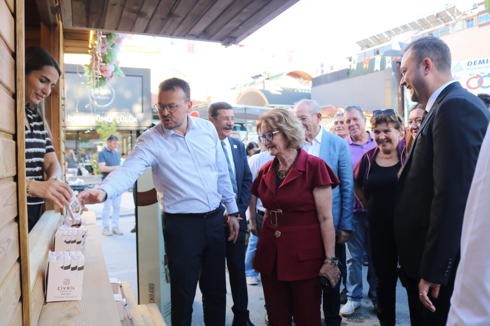 Çivril’in tarımsal ürünleri çikolataya dönüştü