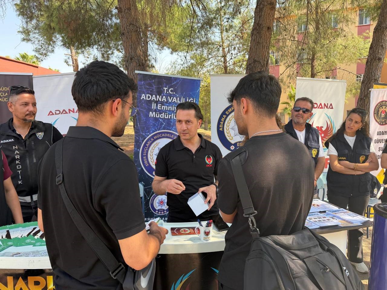 Adana’da üniversite öğrencilerine ‘Yeni Evim Güvenli Yurdum’ bilgilendirmesi