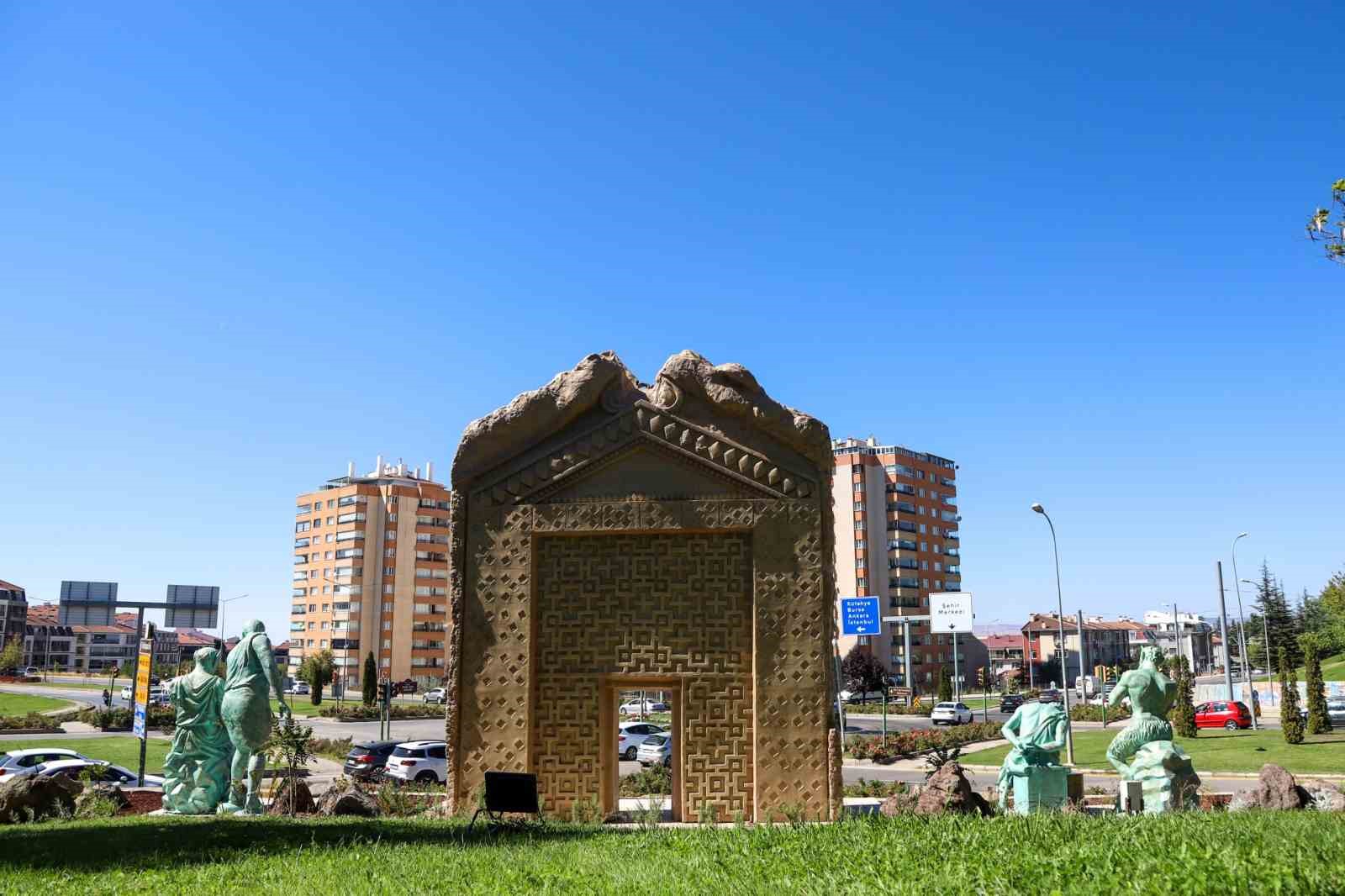 Eskişehir’in Frig mirası Babalar Parkı’nda hayat buldu