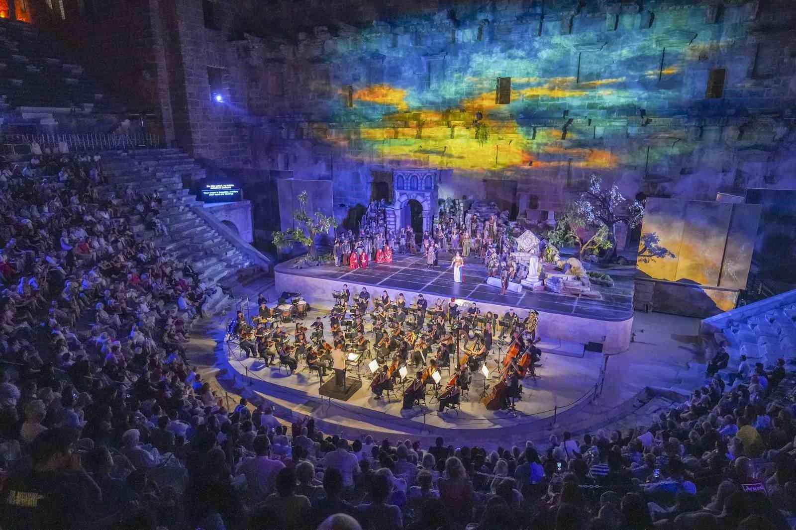 33. Uluslararası Aspendos Opera ve Bale Festivali ’Attila’ ile başladı
