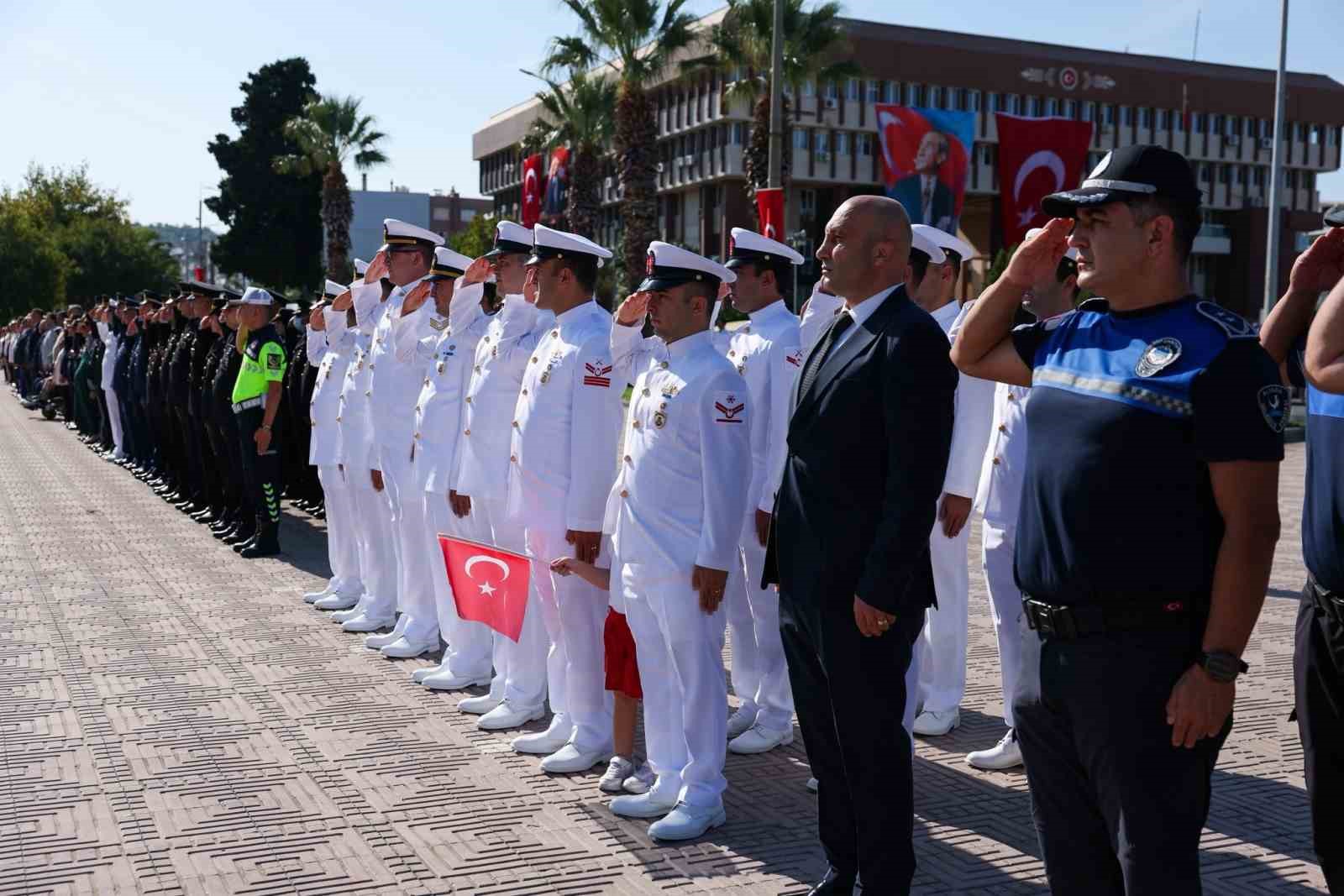 Aliağa’da kurtuluşun 104. yılı gururla kutlandı.