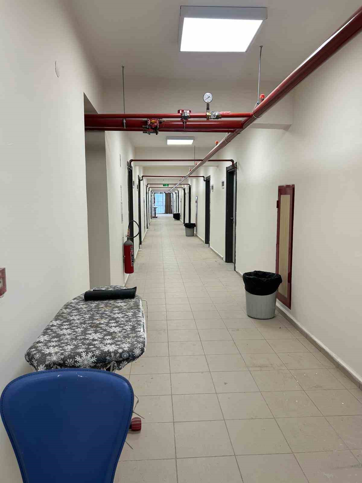 Zonguldak’ta üniversite öğrencileri için yurt mesaisi