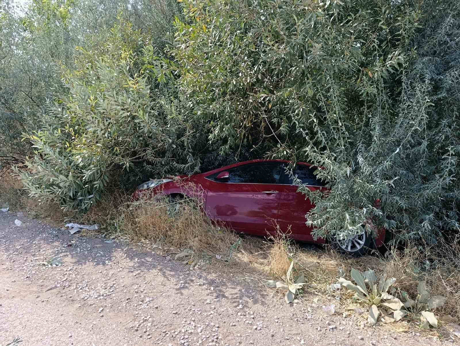 Malatya’da otomobil şarampole devrildi: 1 yaralı