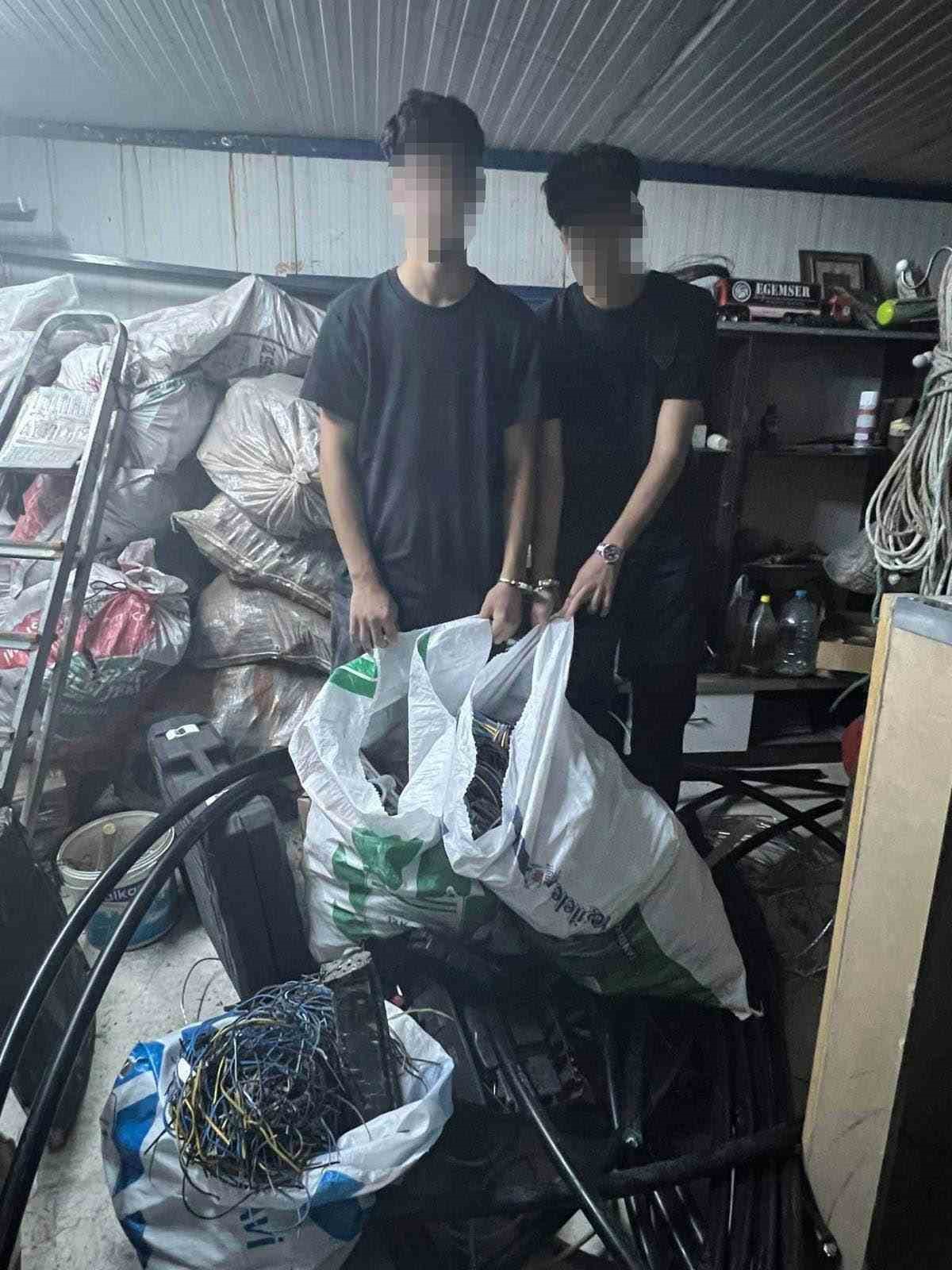700 bin TL’lik kablo hırsızları suçüstü yakalandı