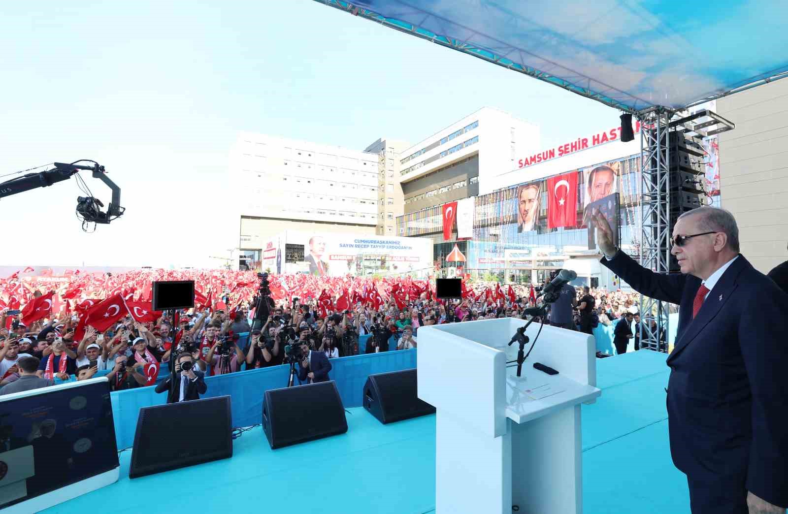 Cumhurbaşkanı Erdoğan’a sevgi seli