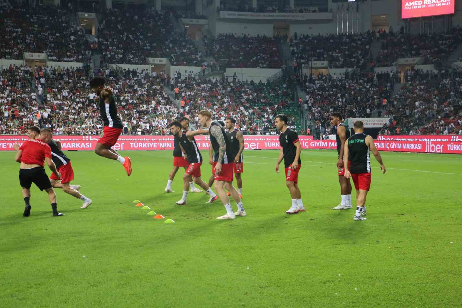 Tredyol Süper Lig: Amed Sportif Faaliyetler: 5 - Başakşehir: 0