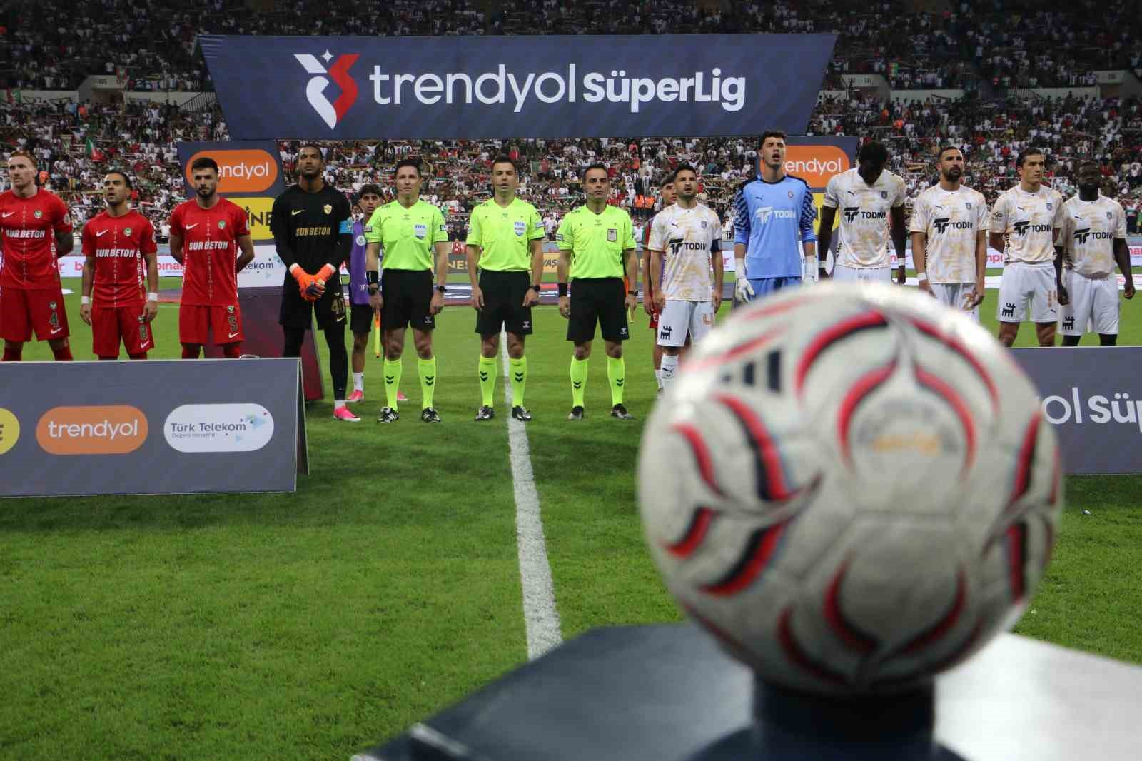 Tredyol Süper Lig: Amed Sportif Faaliyetler: 5 - Başakşehir: 0