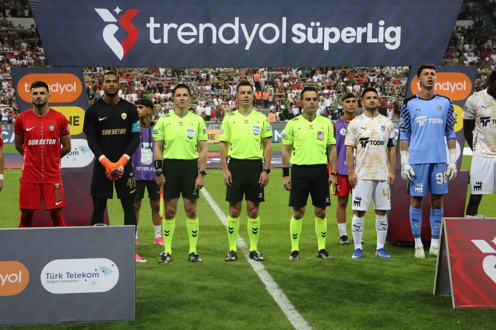 Tredyol Süper Lig: Amed Sportif Faaliyetler: 5 - Başakşehir: 0