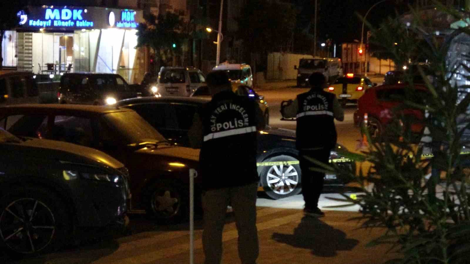 21 yaşındaki genç bıçaklı kavgada ağır yaralandı