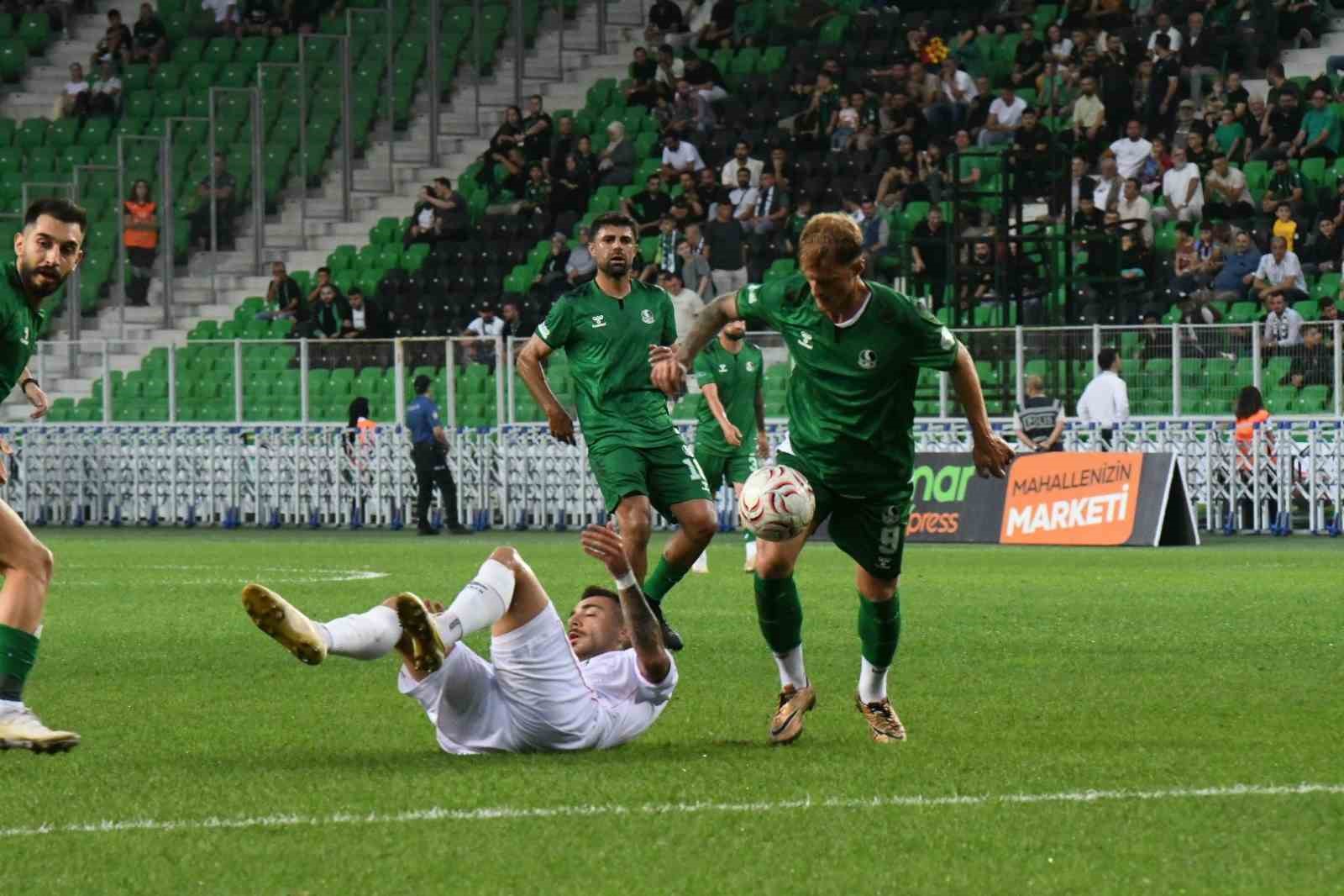 TFF 2. Lig: Sakaryaspor: 2 - Adana 01 Futbol Kulübü SK: 0