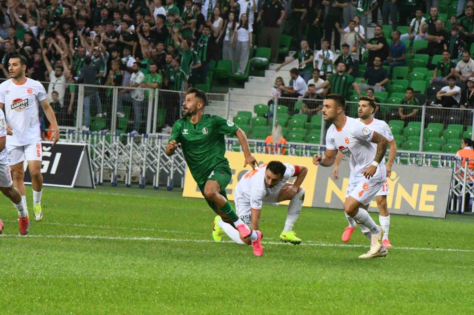 TFF 2. Lig: Sakaryaspor: 2 - Adana 01 Futbol Kulübü SK: 0