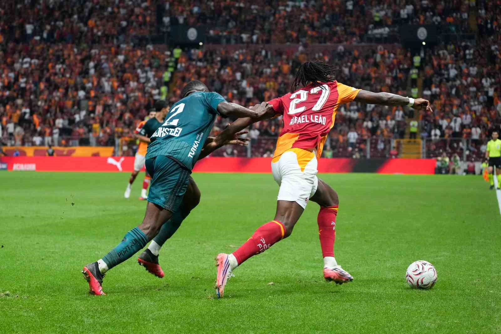 Trendyol Süper Lig: Galatasaray: 1 - Kocaelispor: 0 (Maç sonucu)