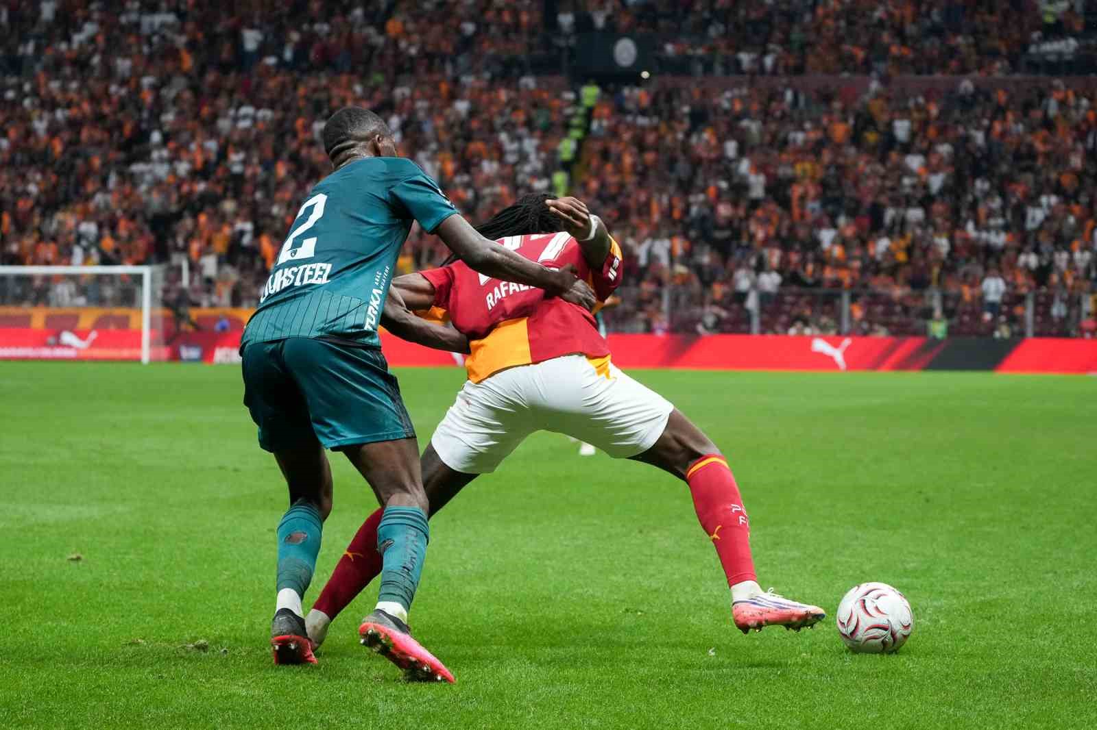Trendyol Süper Lig: Galatasaray: 1 - Kocaelispor: 0 (Maç sonucu)