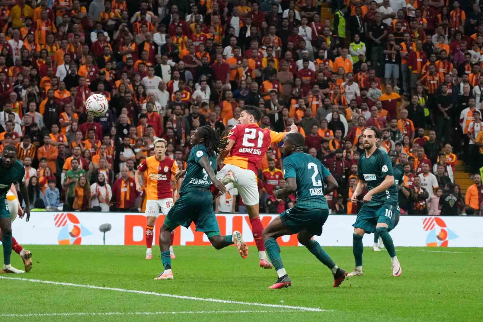 Trendyol Süper Lig: Galatasaray: 1 - Kocaelispor: 0 (Maç sonucu)