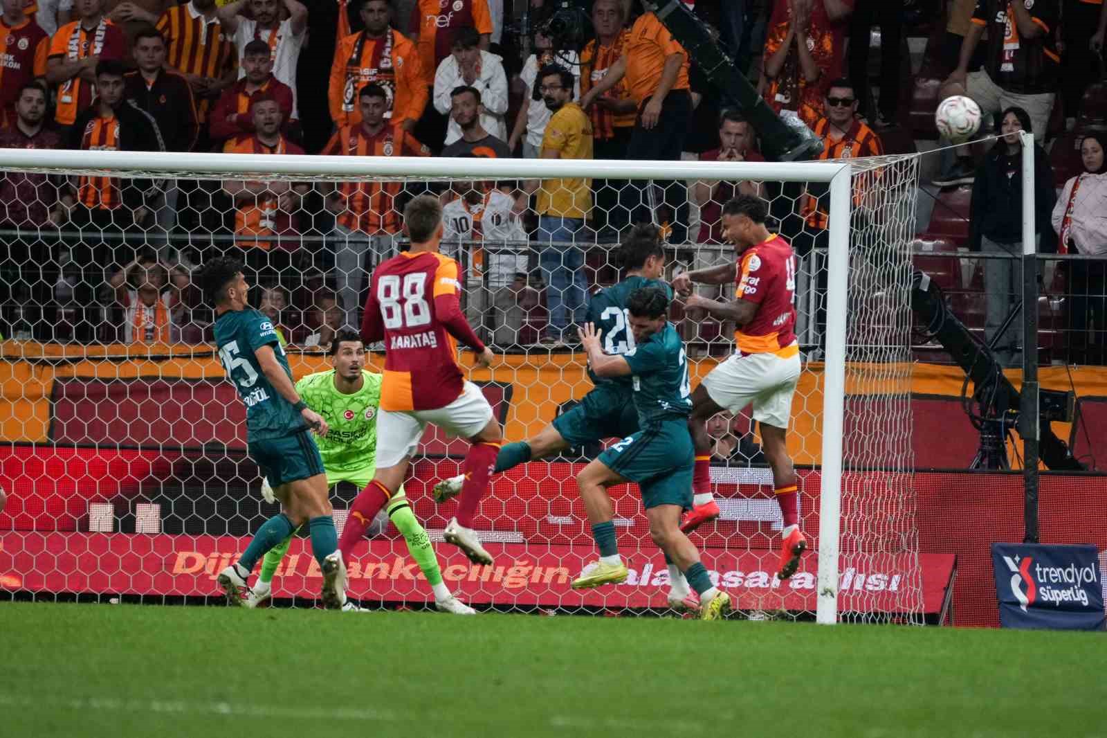 Trendyol Süper Lig: Galatasaray: 1 - Kocaelispor: 0 (Maç sonucu)