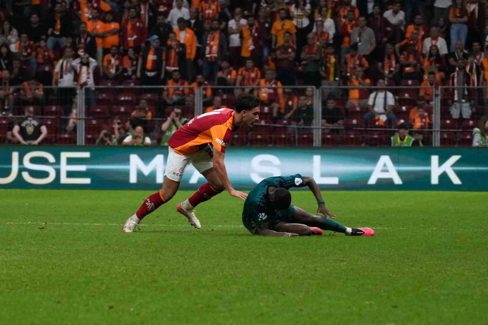 Trendyol Süper Lig: Galatasaray: 1 - Kocaelispor: 0 (Maç sonucu)