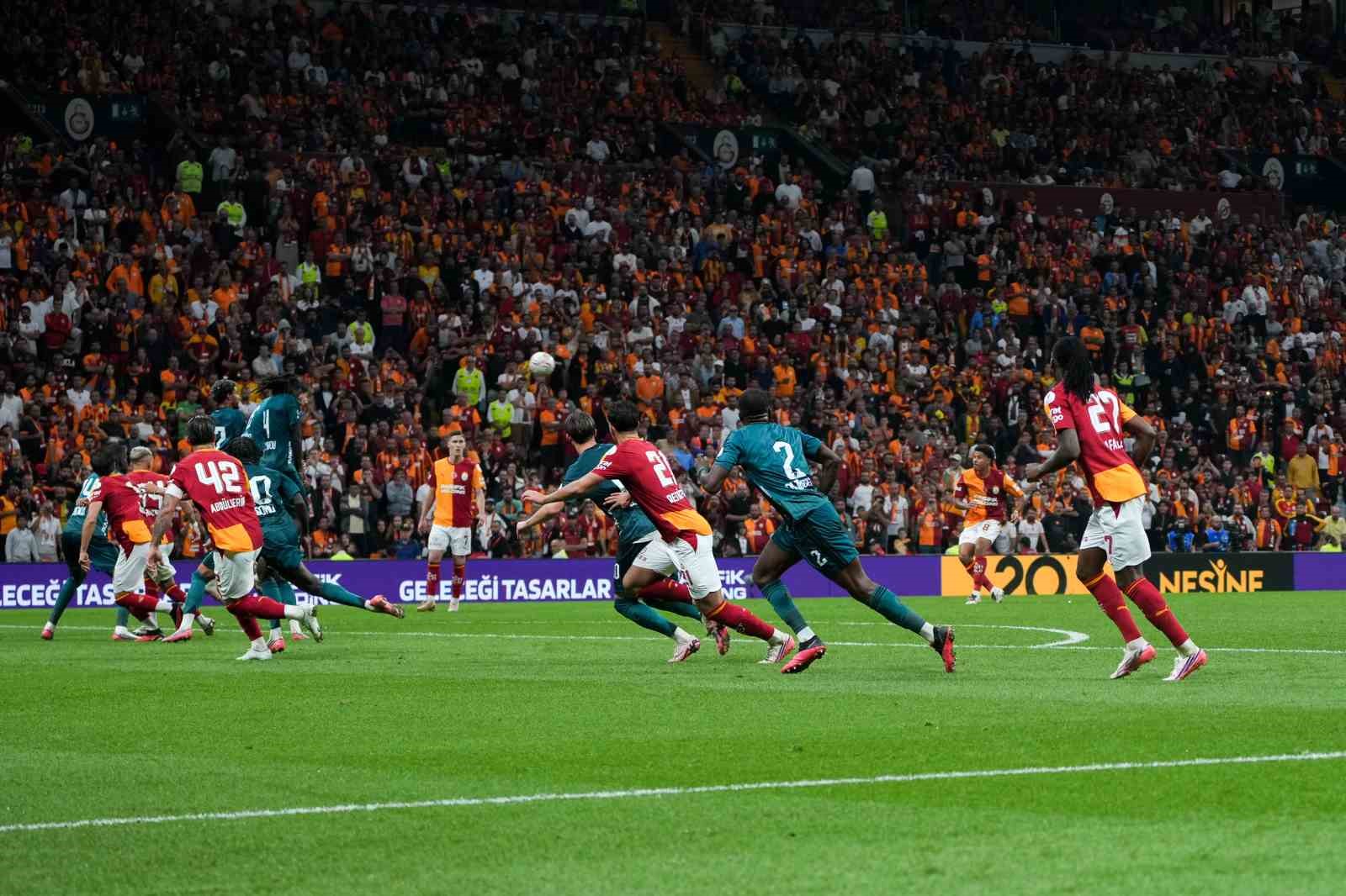 Trendyol Süper Lig: Galatasaray: 1 - Kocaelispor: 0 (Maç sonucu)