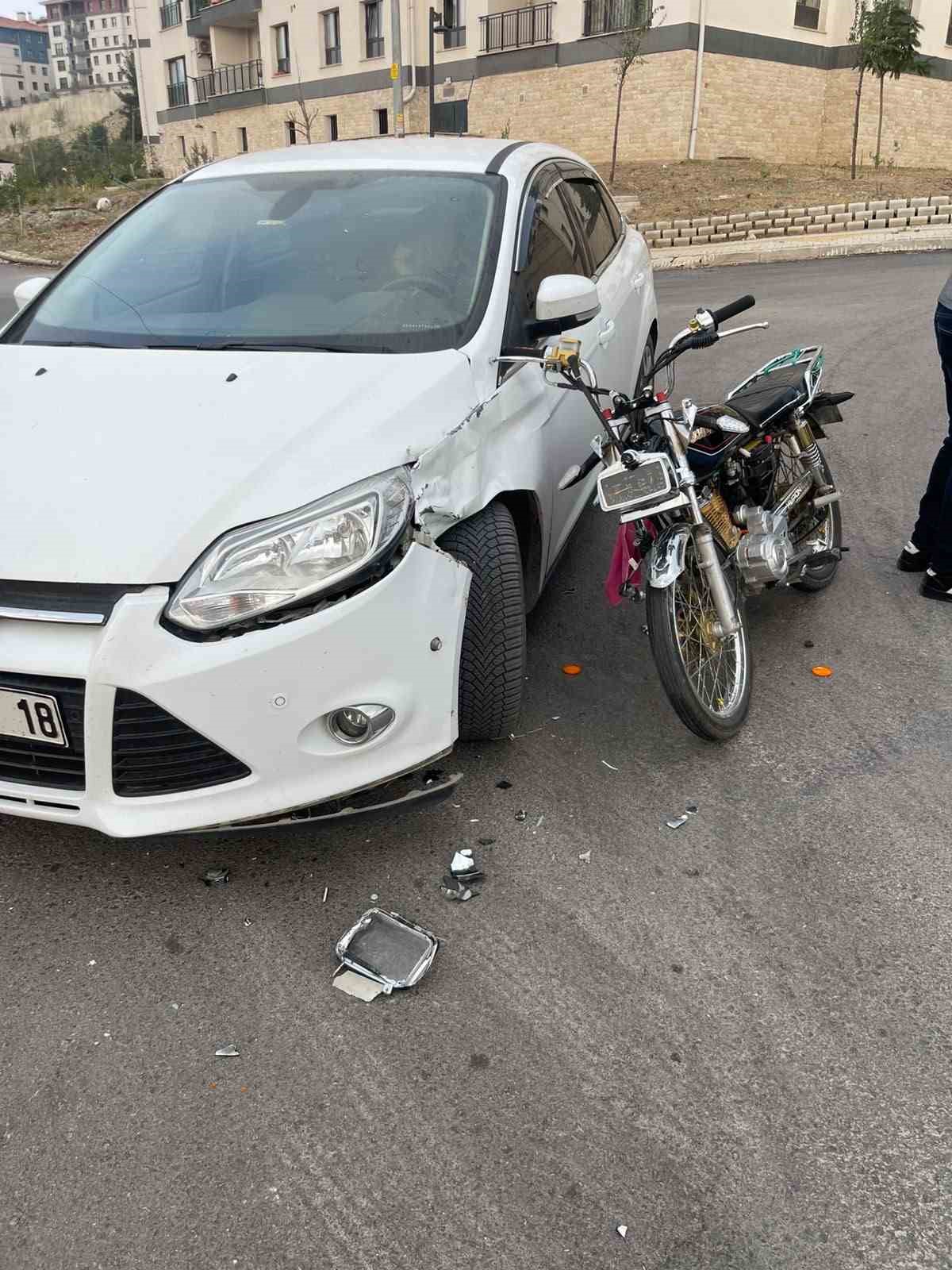 Osmaniye’de motosiklet ile otomobil çarpıştı: 1 yaralı